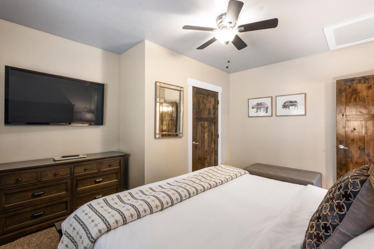 The Yellowstone Hideaway Unit A West Yellowstone Eksteriør bilde
